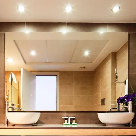 Blue Lagoon Kosher 4*