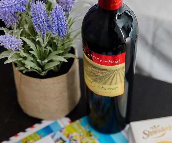 Blue Lagoon Kosher 4*