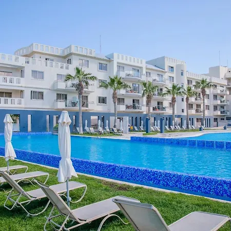 Blue Lagoon Kosher Hotel