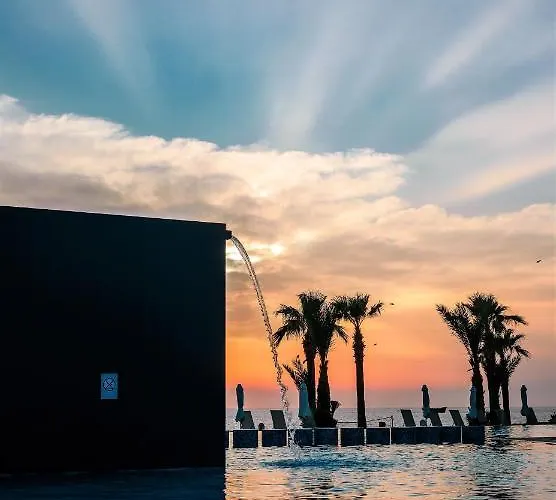 Blue Lagoon Kosher Hotel